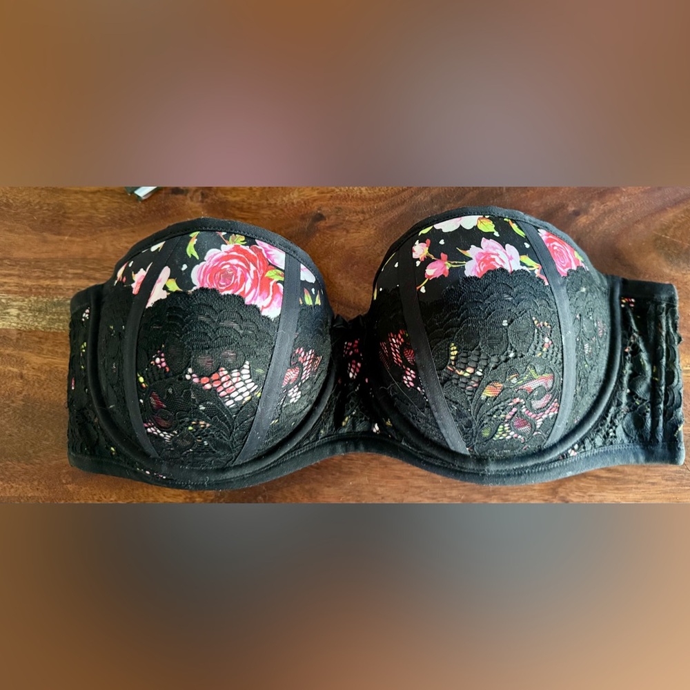 Torrid Black Floral Lace Balconette Bra Pink Roses 42D Like New